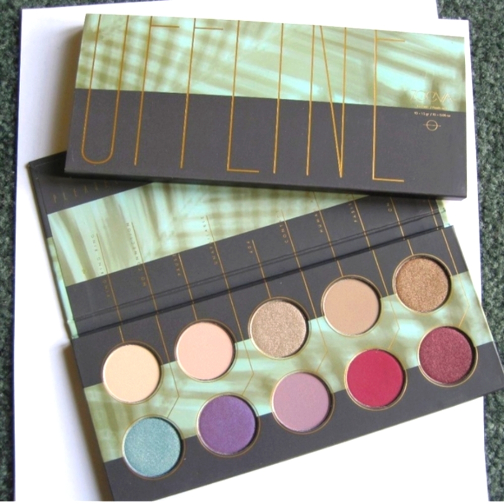 Zoeva NIB Offline Multi-Color Eyeshadow Palette